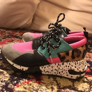 Steve Madden Sneakers